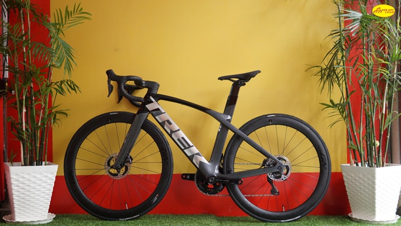 Xe đạp Trek Madone O.C.L.V 800 2022
