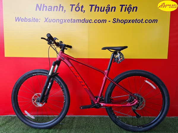 Xe đạp MTB GIANT XTC800 Plus 2021