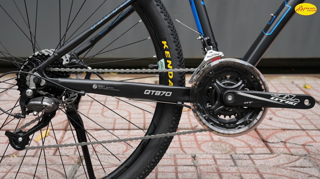 XE ĐẠP LEO N&Uacute;I QT870 &ndash; KHUNG NH&Ocirc;M 6061, PHỤ T&Ugrave;NG SHIMANO ALTUS