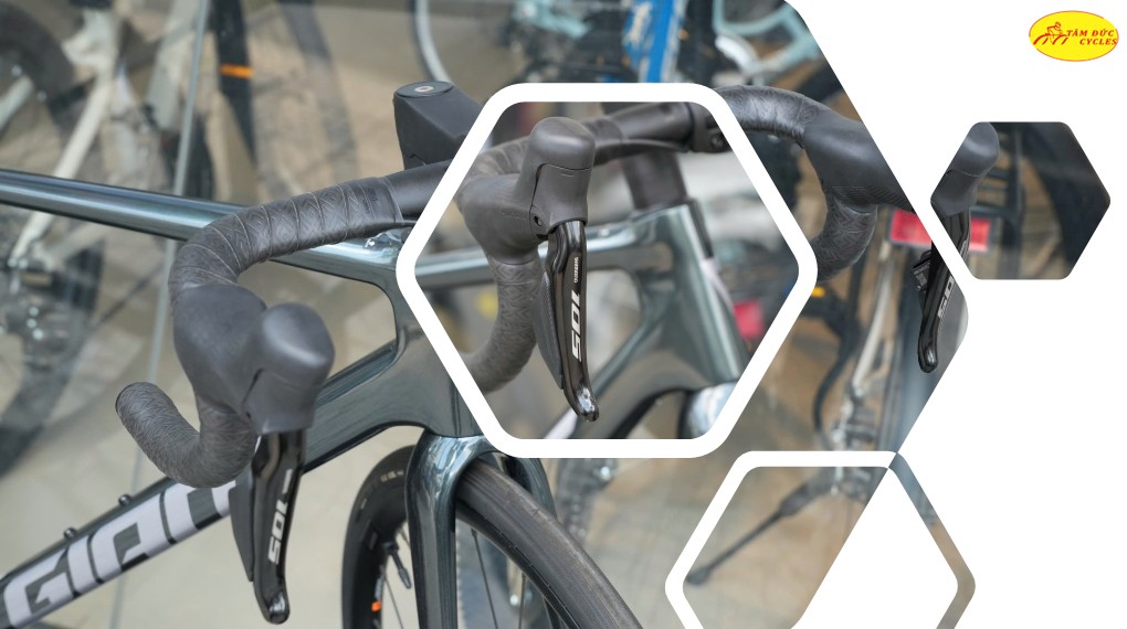 XE ĐẠP GIANT TCR ADV 1 MẪU MỚI 2025