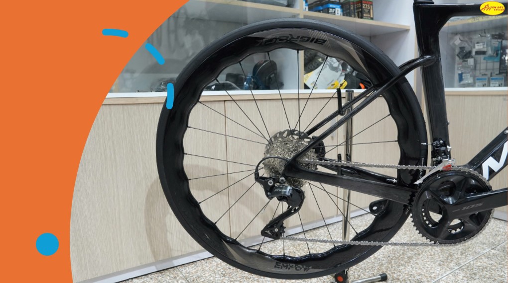 XE ĐẠP ĐUA MAKELEN SPECTRE FULL CARBON