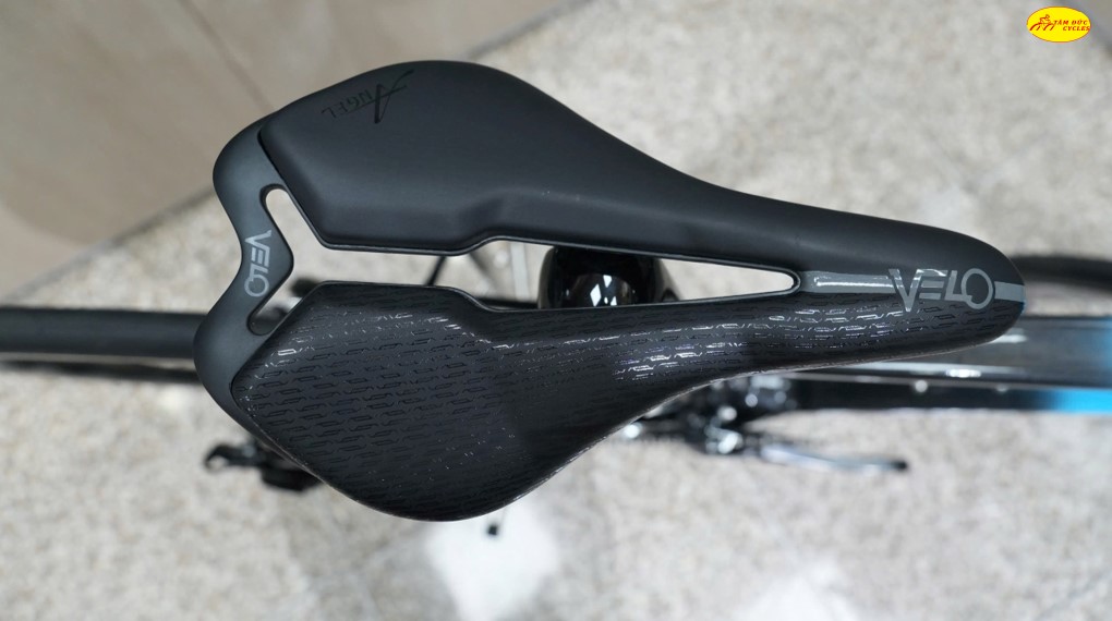 XE ĐẠP ĐUA MAKELEN SPECTRE FULL CARBON