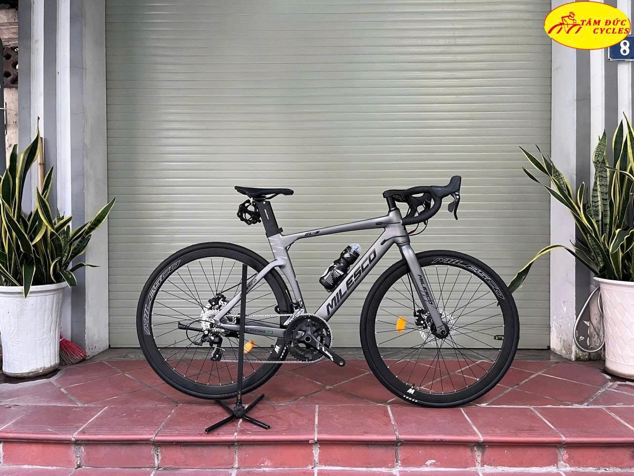 Xe đạp đua Milesco GLS bản mới 2026