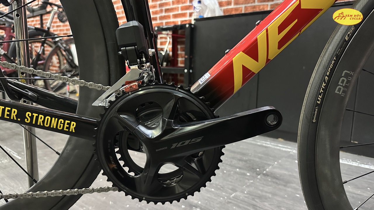 XE ĐẠP ĐUA NESTO DRAGON FAST
