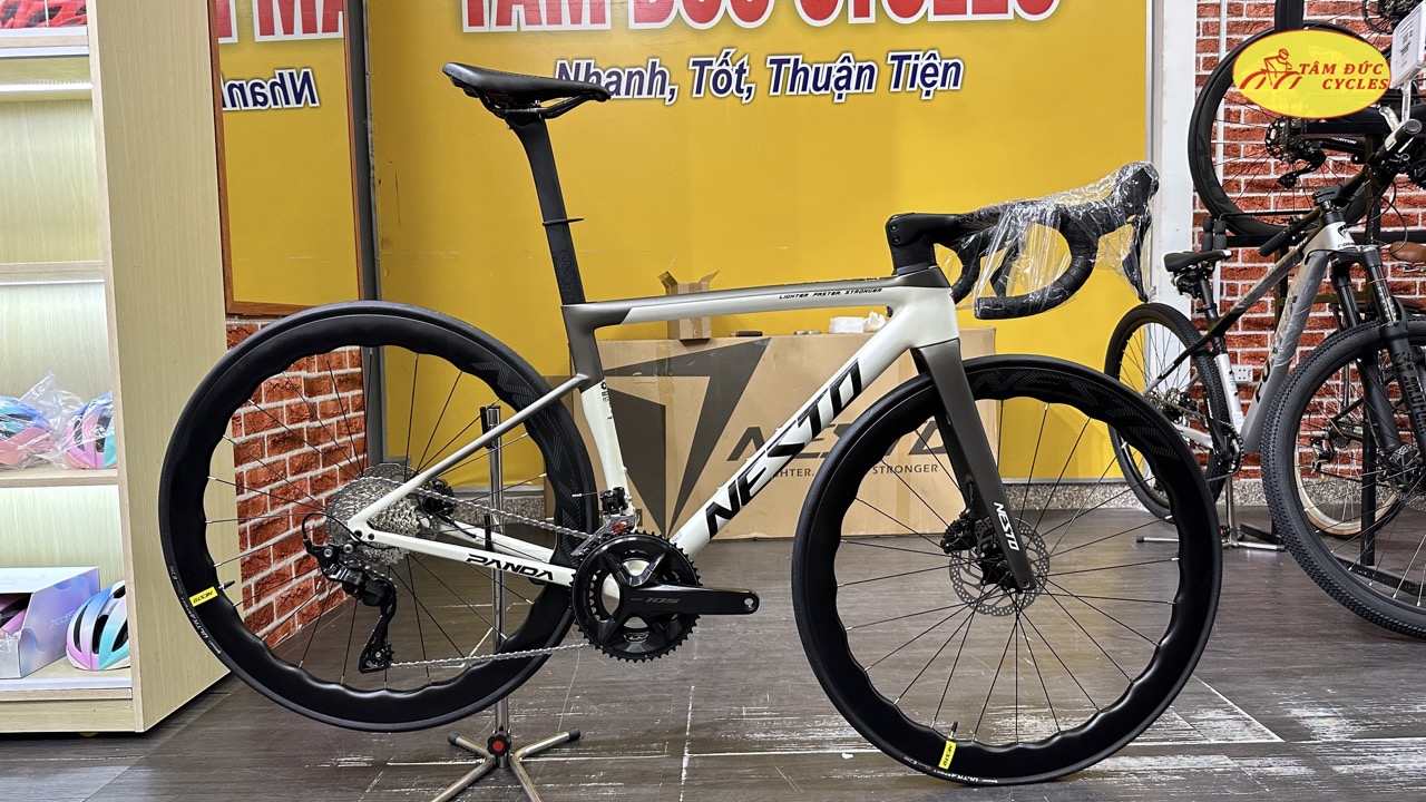 XE ĐẠP ĐUA NESTO PANDA 2024