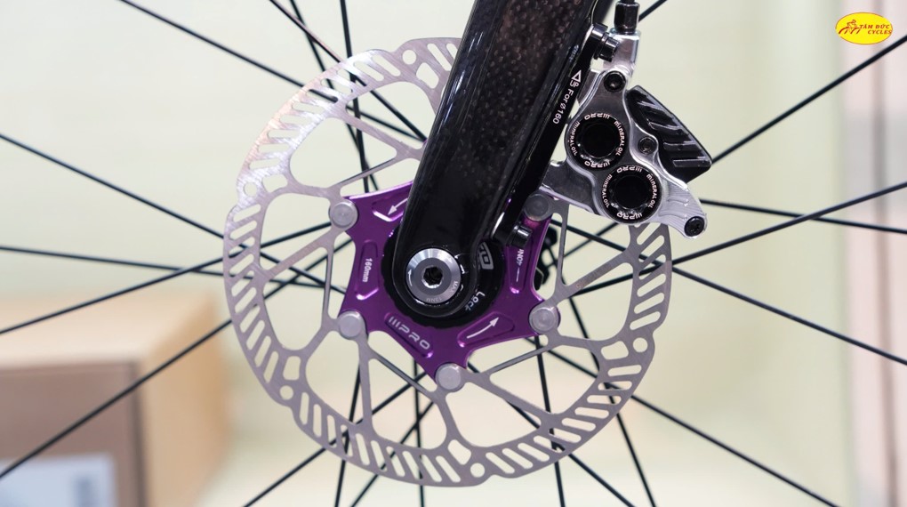 twitter cyclone vành lượn sóng vân carbon 3K