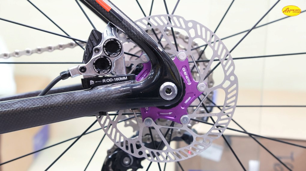 twitter cyclone vành lượn sóng vân carbon 3K