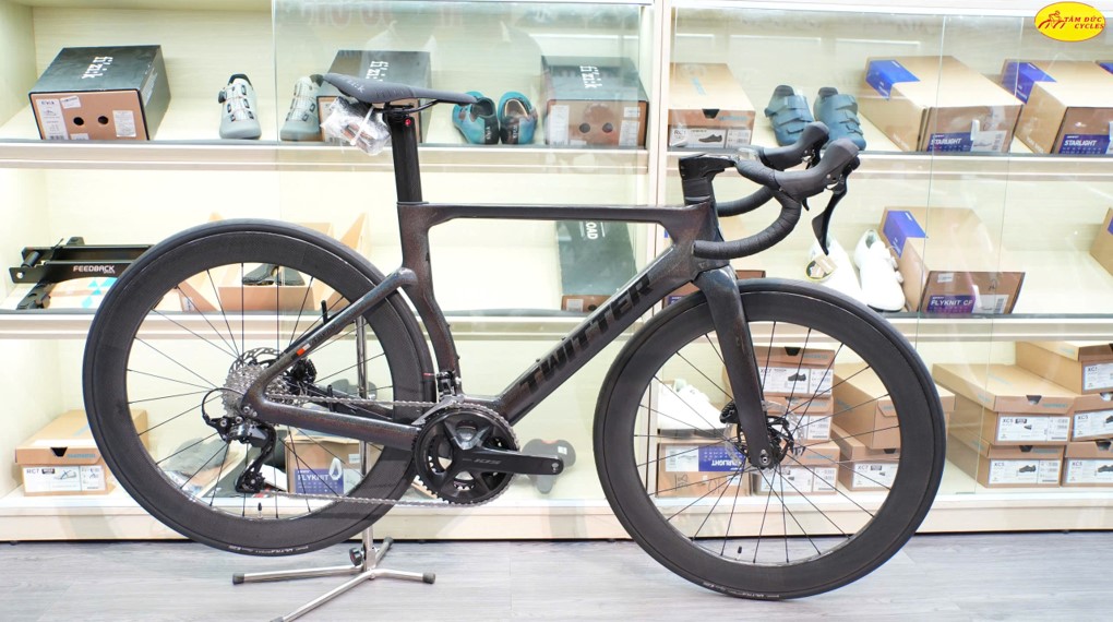 XE ĐẠP ĐUA TWITTER T8 PRO R7120 FULL CARBON