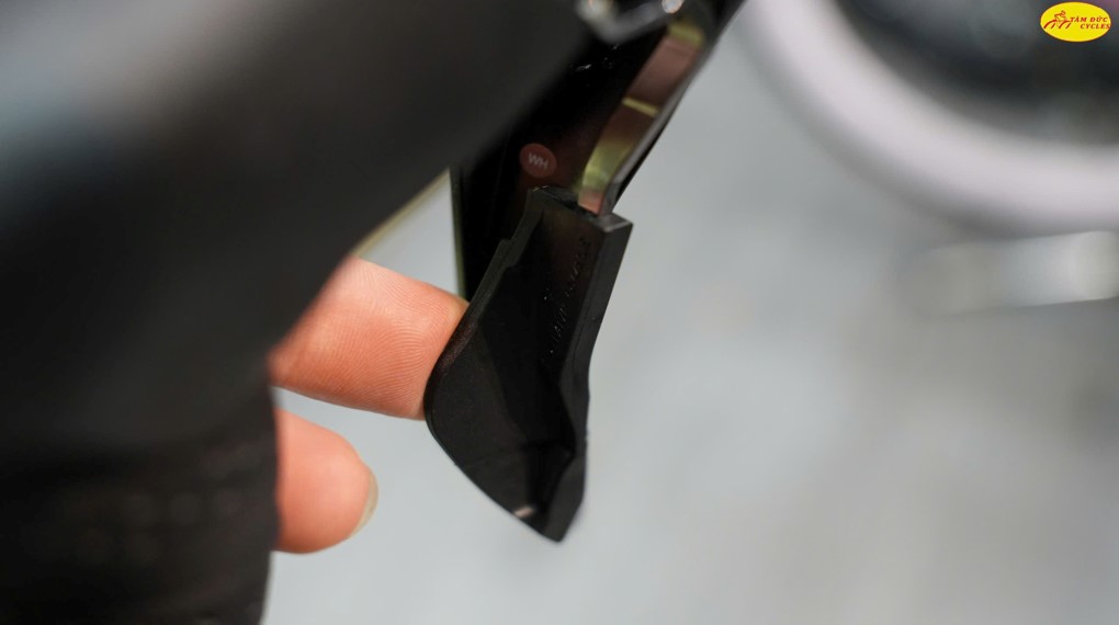 XE ĐẠP ĐUA TWITTER T8 PRO R7120 FULL CARBON