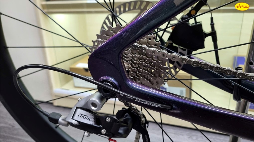 Twitter T10 Full Carbon