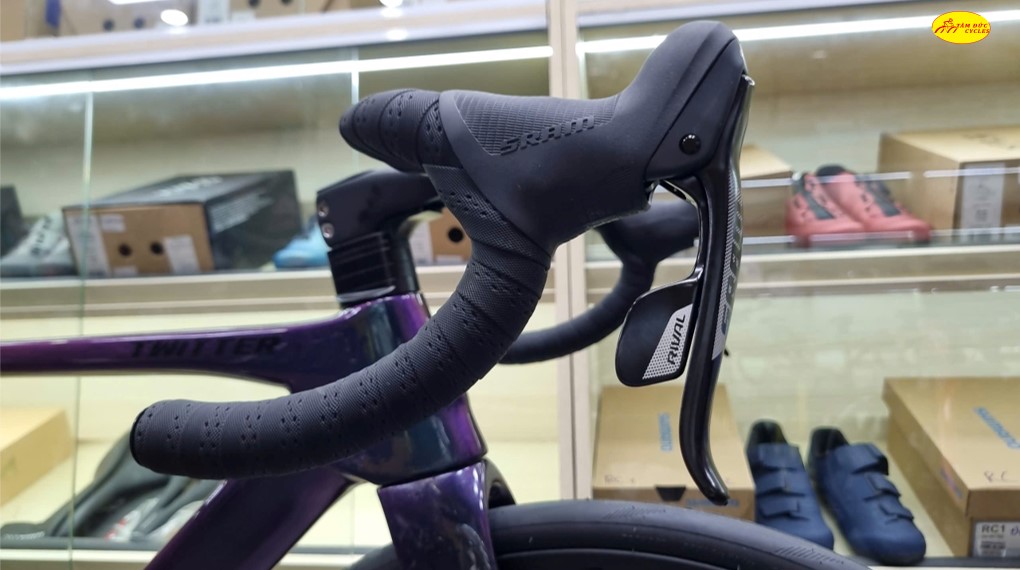 Twitter T10 Full Carbon