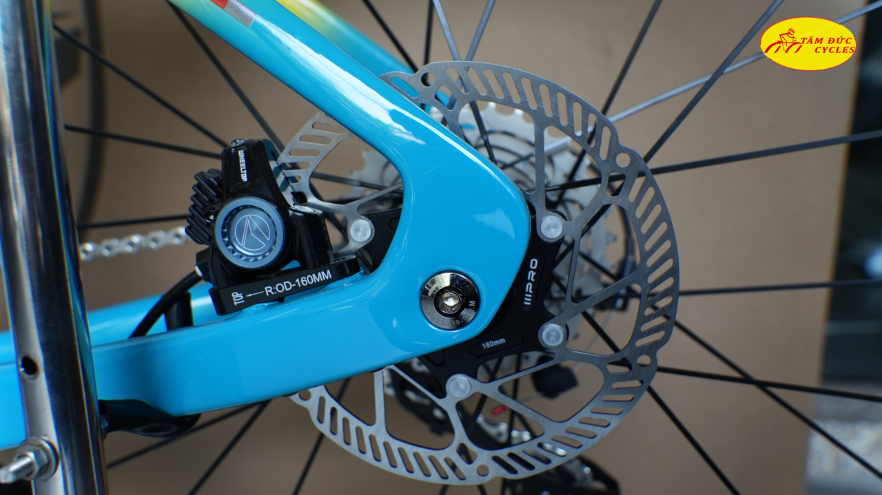 twitter T10 pro lượn s&oacute;ng