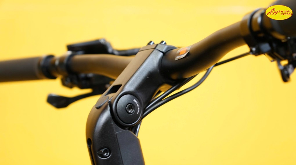 Twitter T8 gật gù rs26